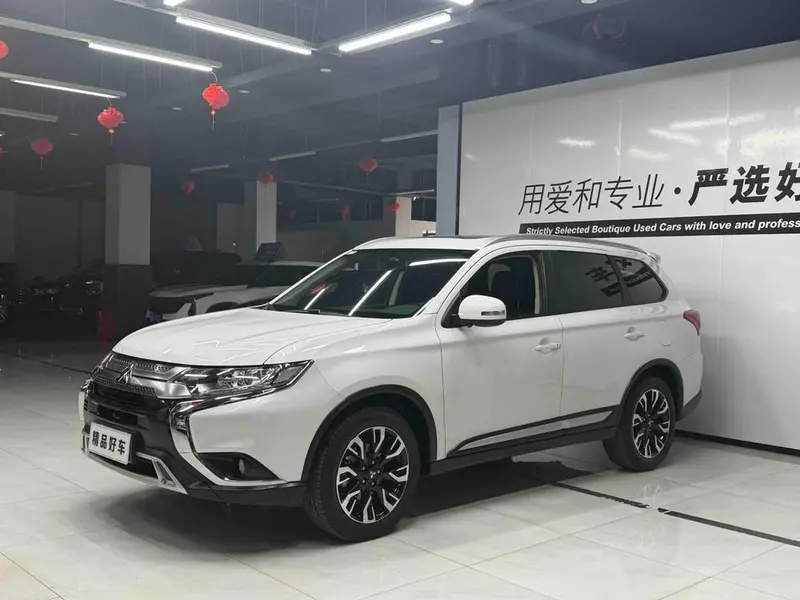 Mitsubishi Outlander, 2019