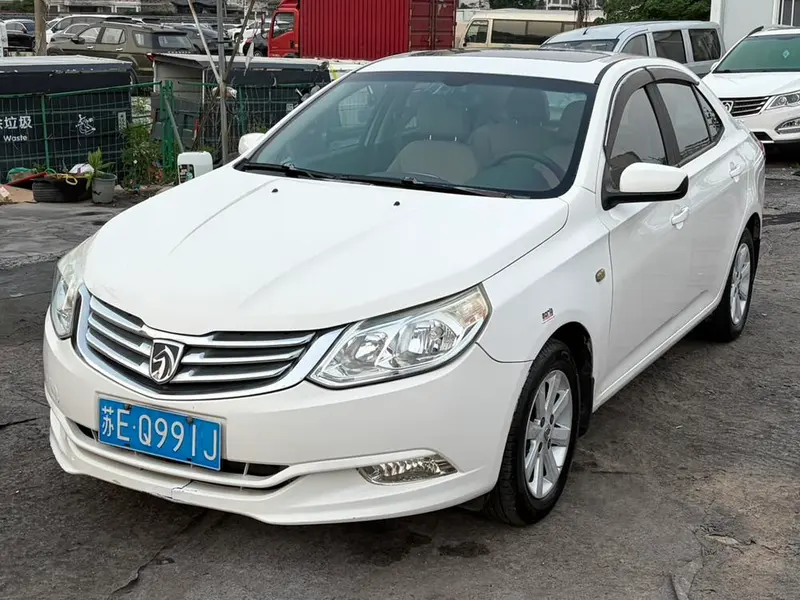 Baojun 630, 2012