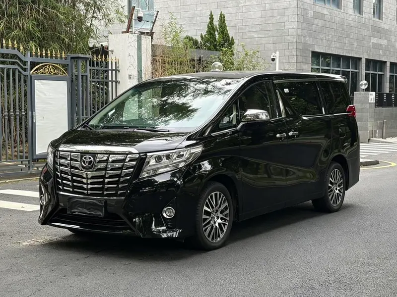 Toyota Alphard, 2018