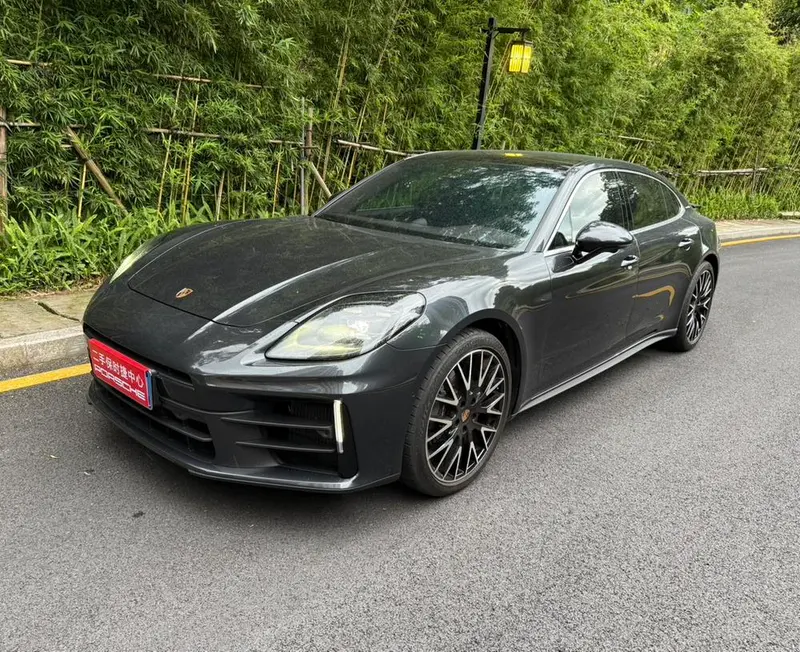 Porsche Panamera, 2024