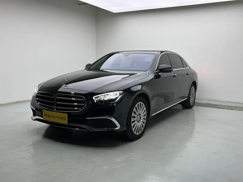 Mercedes-Benz E-Class, 2022