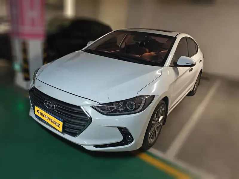 Hyundai Elantra Lingdong, 2016