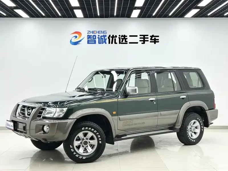 Nissan Patrol, 2004