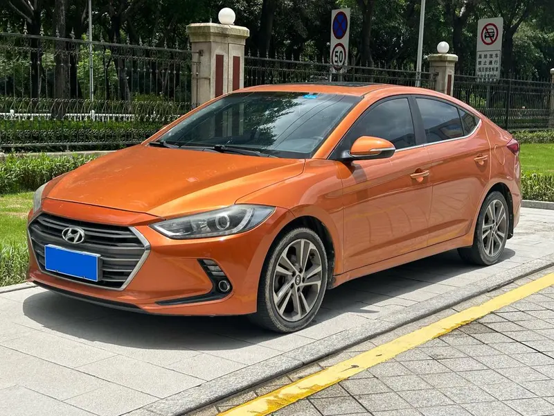 Hyundai Elantra Lingdong, 2016