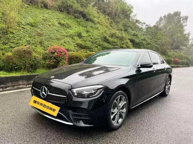 Mercedes-Benz E-Class, 2022
