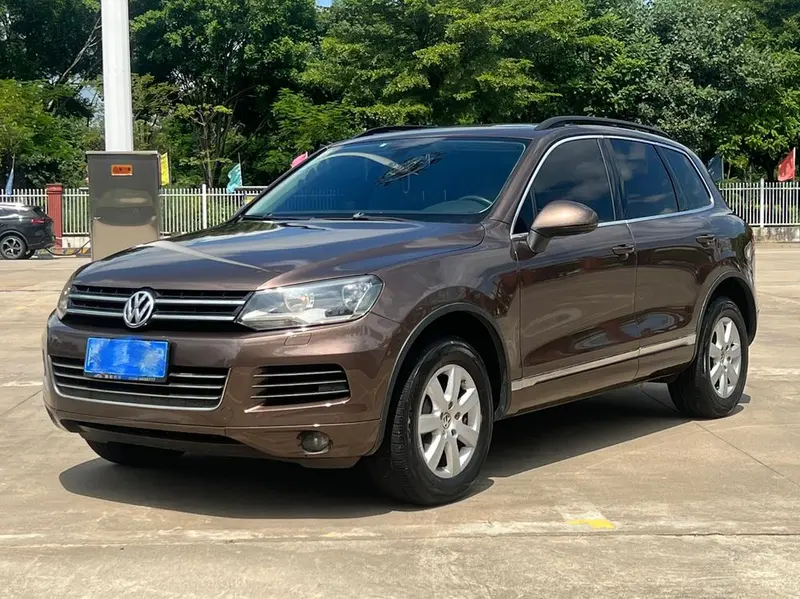 Volkswagen Touareg, 2013