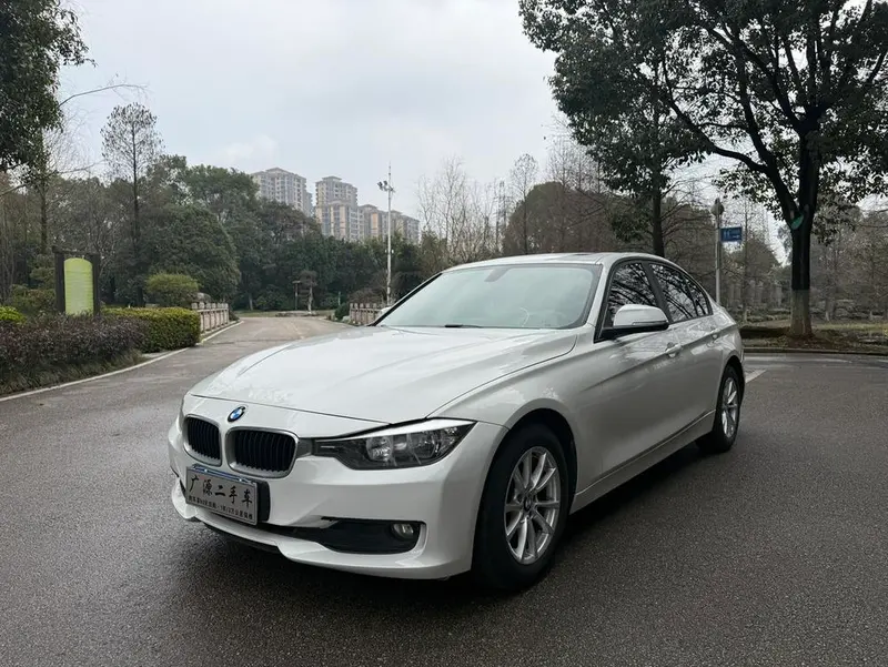 BMW 3-Series, 2015