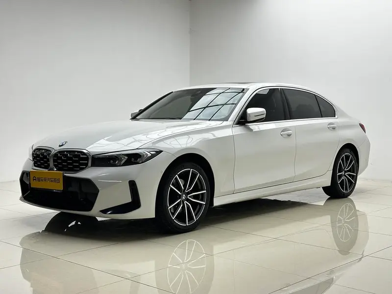 BMW 3-Series, 2023