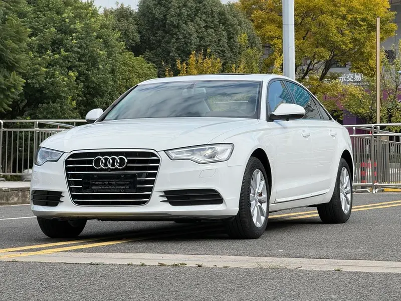Audi A6L, 2012