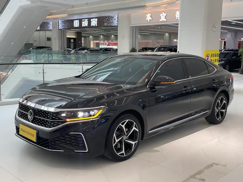 Volkswagen Passat, 2024