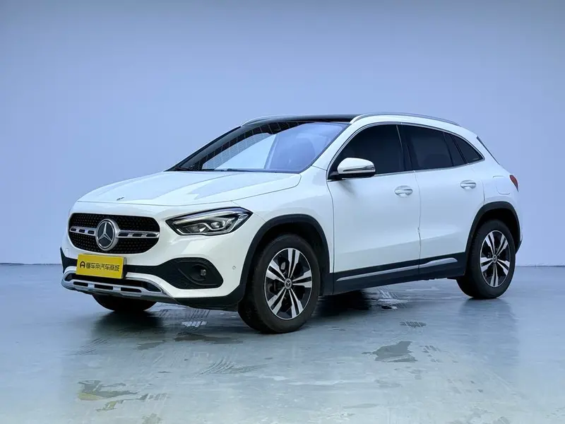 Mercedes-Benz GLA, 2022
