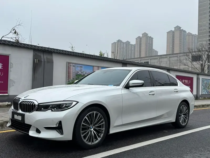 BMW 3-Series, 2020