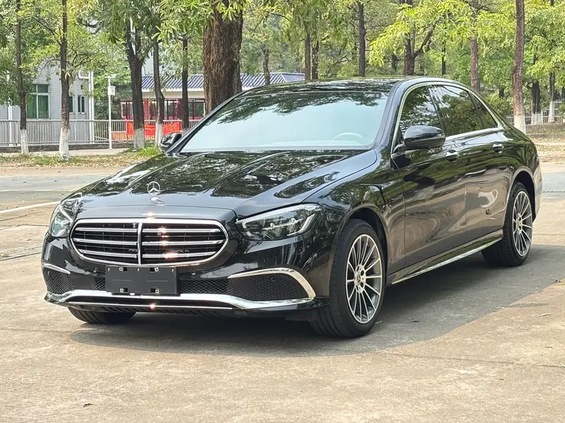 Mercedes-Benz E-Class, 2022