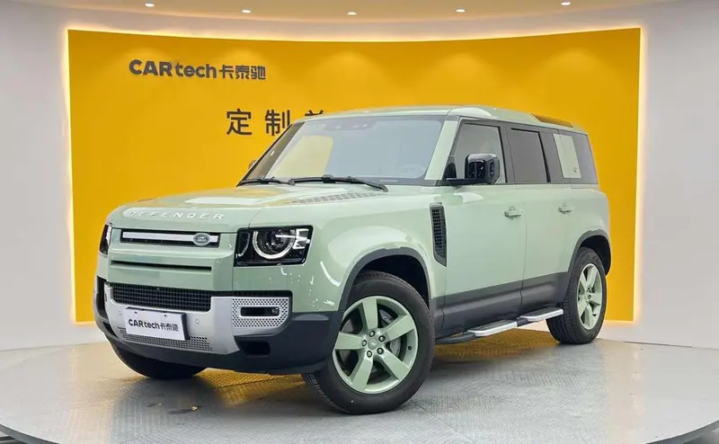 Land Rover Defender, 2023