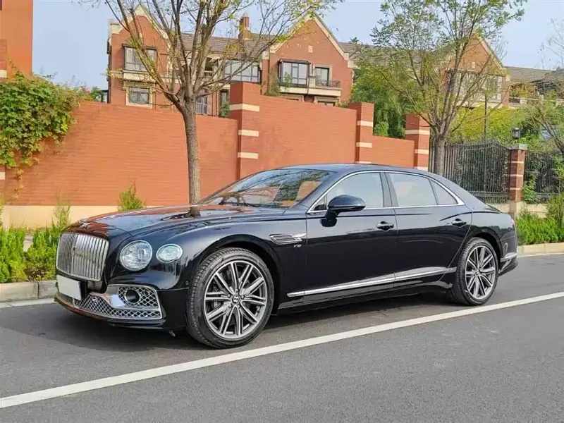 Bentley Flying Spur, 2024