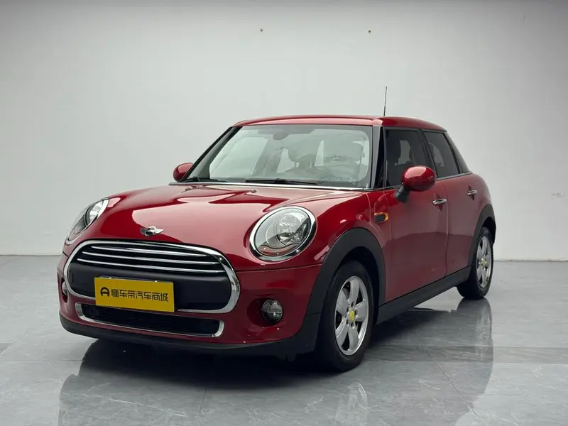 MINI MINI, 2015