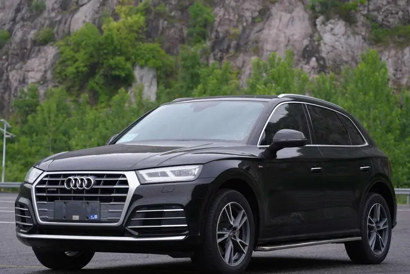 Audi Q5L, 2020