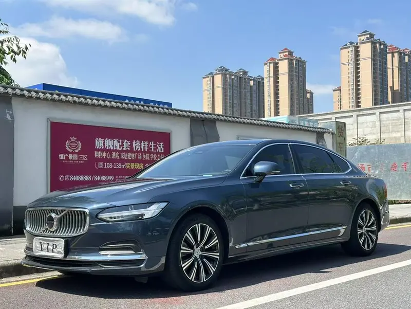 Volvo S90, 2022