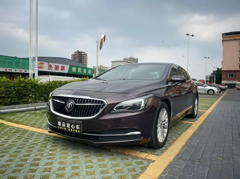 Buick LaCrosse, 2016