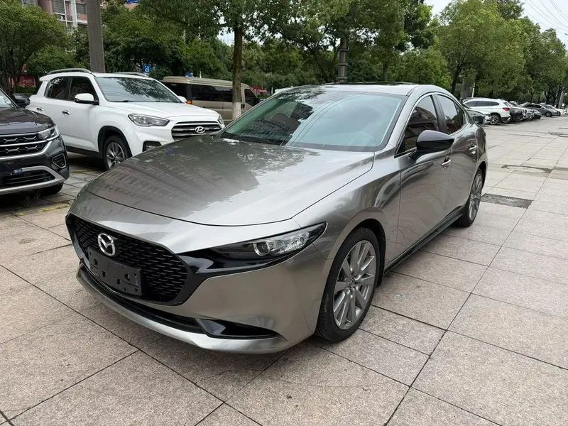 Mazda 3 Axela, 2021