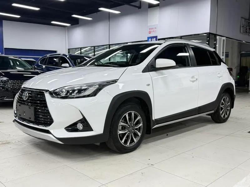 Toyota Yaris L, 2022