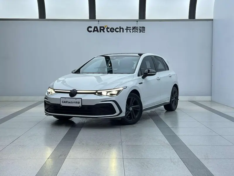 Volkswagen Golf, 2021
