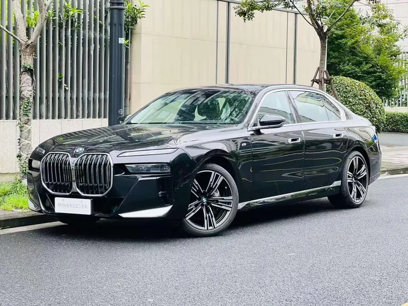 BMW 7-Series, 2023