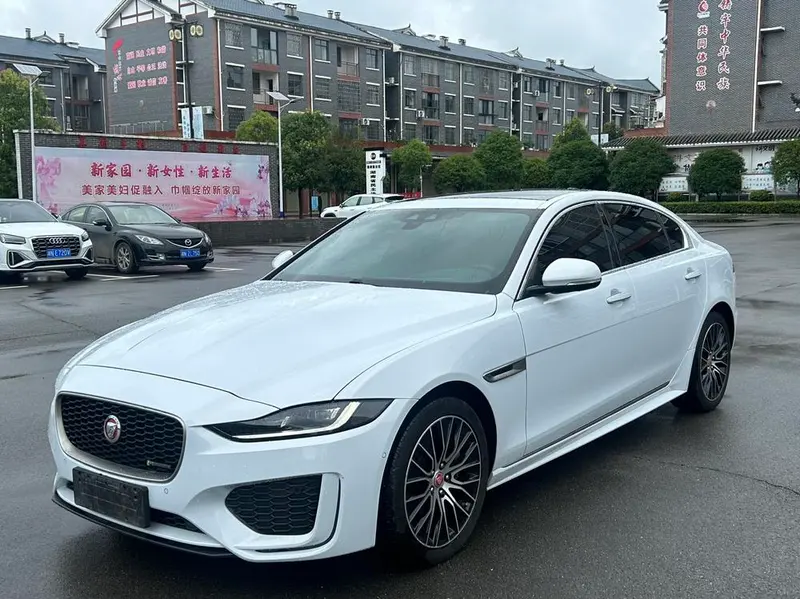 Jaguar XEL, 2020