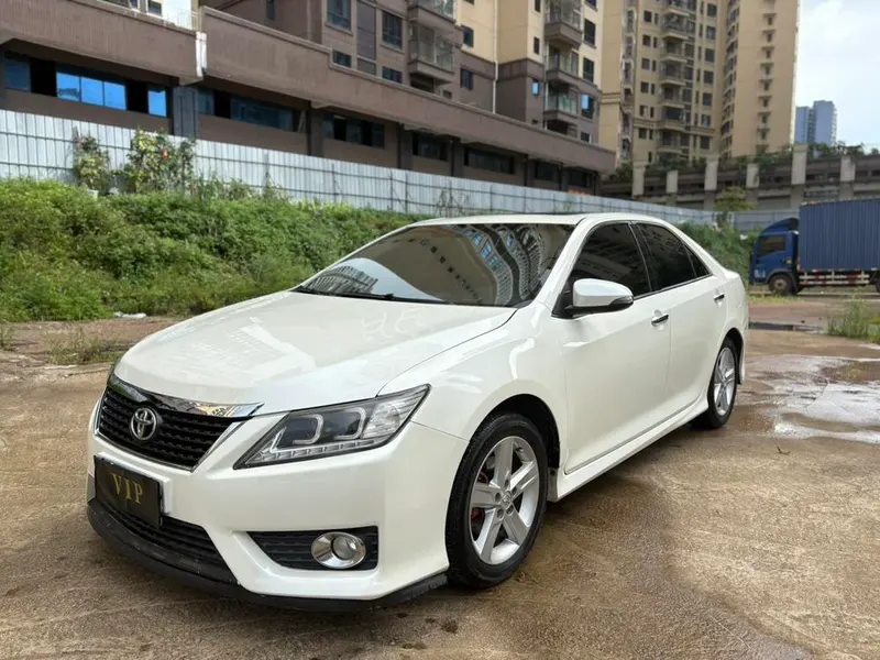 Toyota Camry, 2012