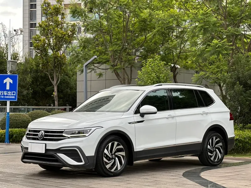 Volkswagen Tiguan L, 2022