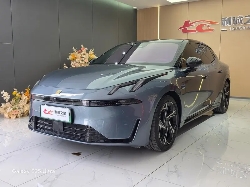 Lynk & Co 07 EM-P, 2024