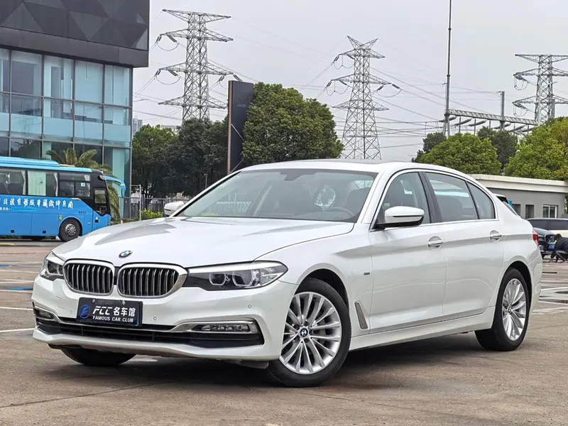 BMW 5-Series, 2018