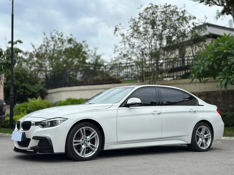 BMW 3-Series, 2019
