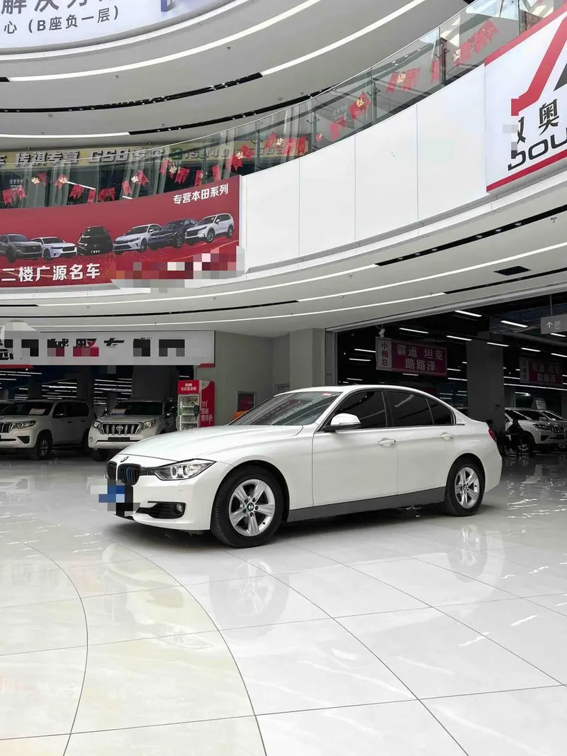 BMW 3-Series, 2015