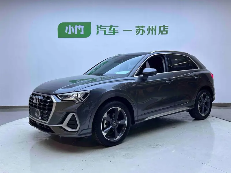 Audi Q3, 2022