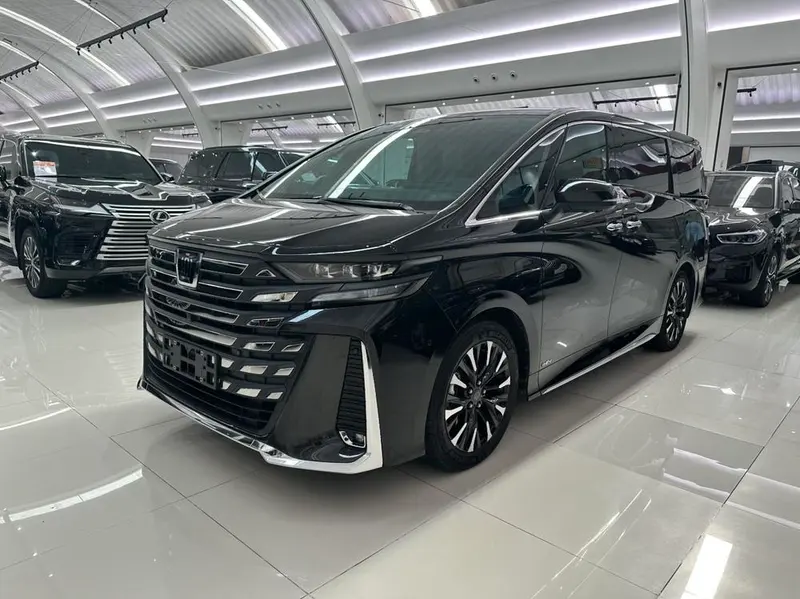 Toyota Vellfire, 2024
