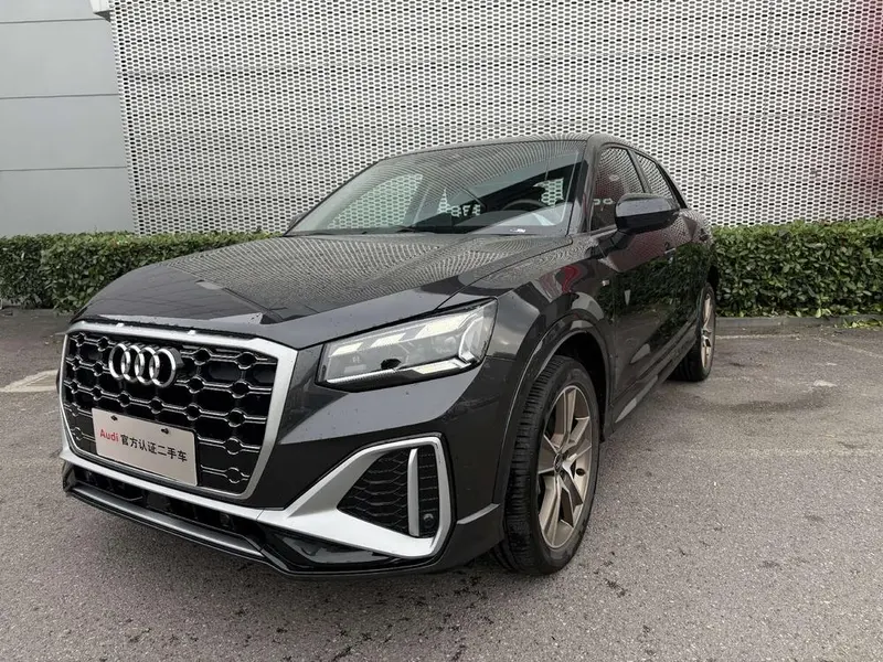 Audi Q2L, 2025