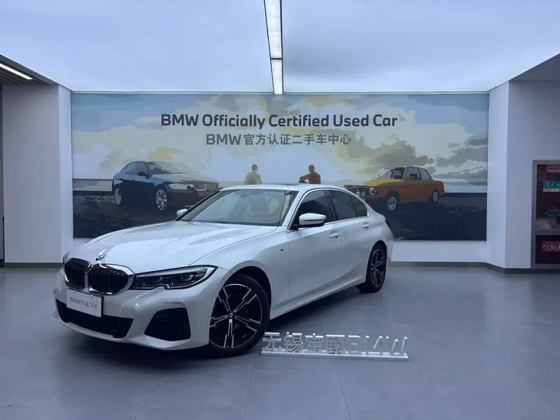 BMW 3-Series, 2022