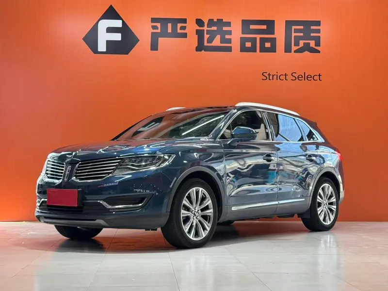 Lincoln MKX, 2015