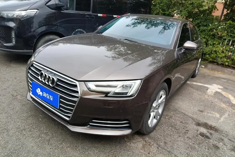 Audi A4L, 2018