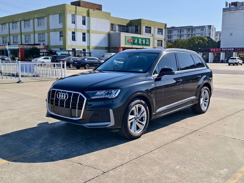 Audi Q7, 2023