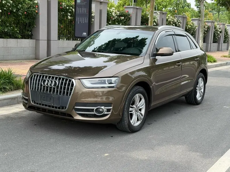 Audi Q3, 2013