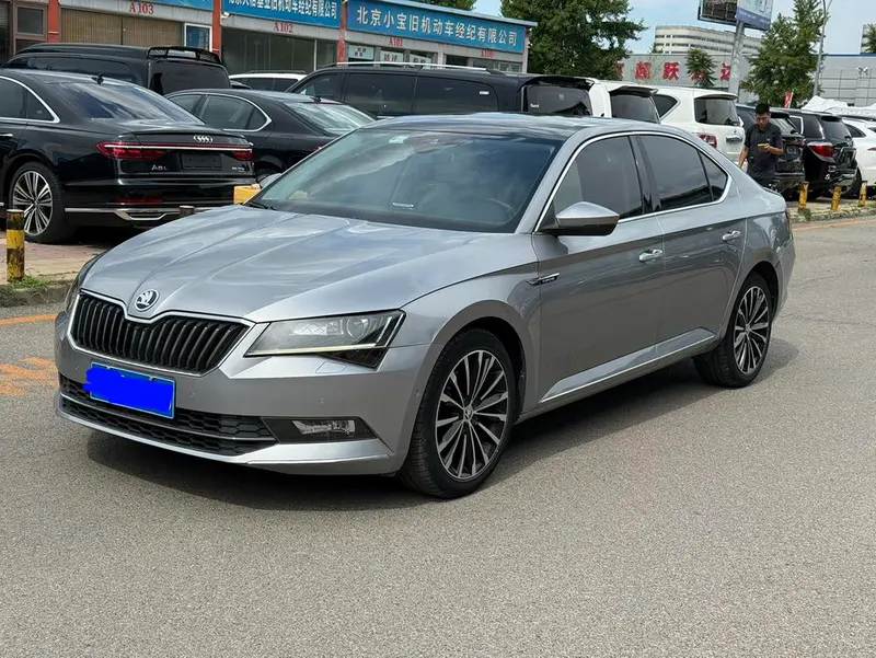 Skoda Superb, 2016