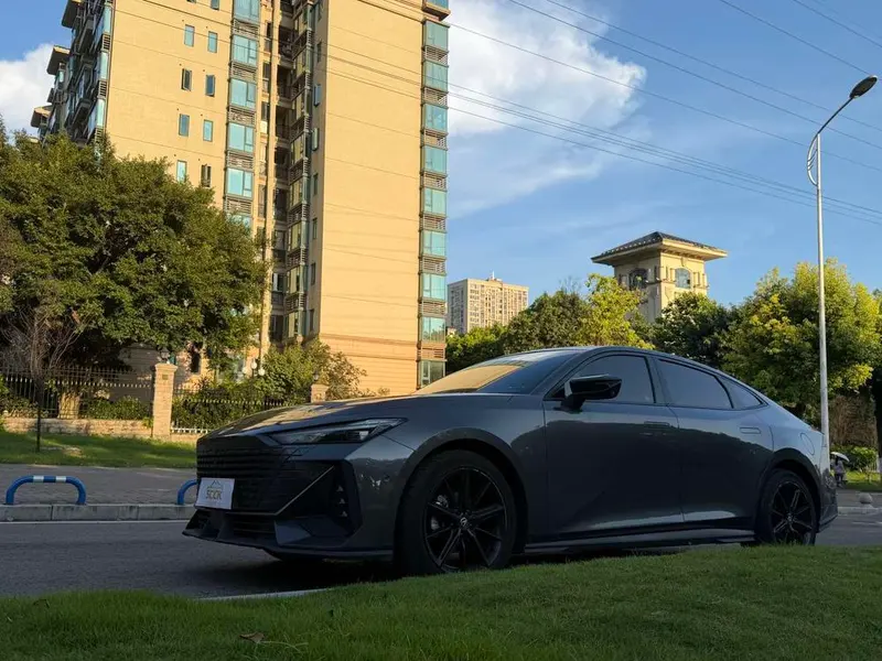 Changan UNI-V, 2022