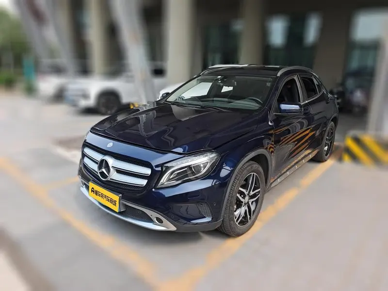 Mercedes-Benz GLA, 2016