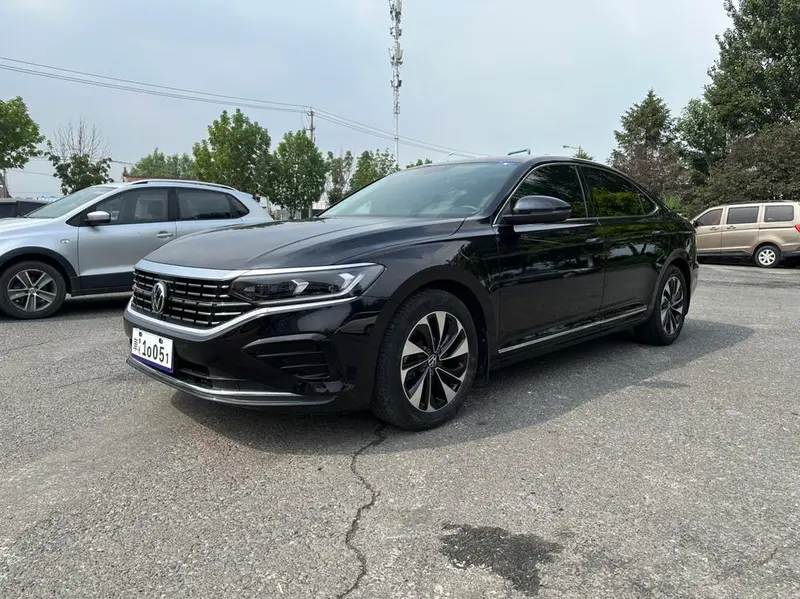 Volkswagen Passat, 2022