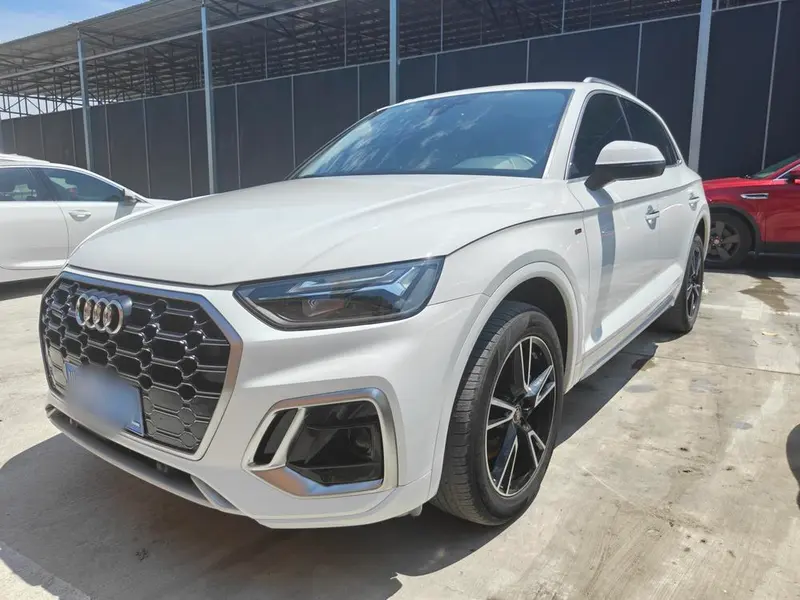 Audi Q5L, 2021