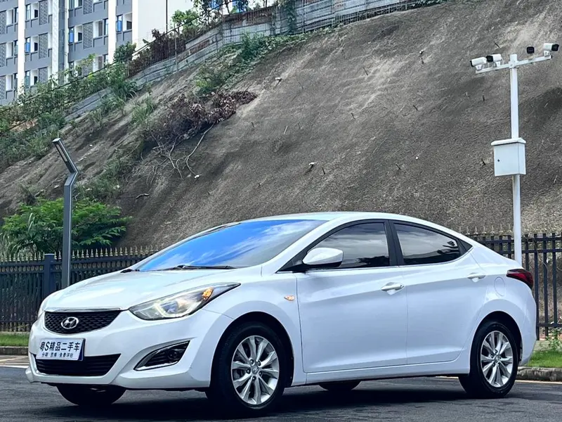 Hyundai Elantra Langdong, 2016
