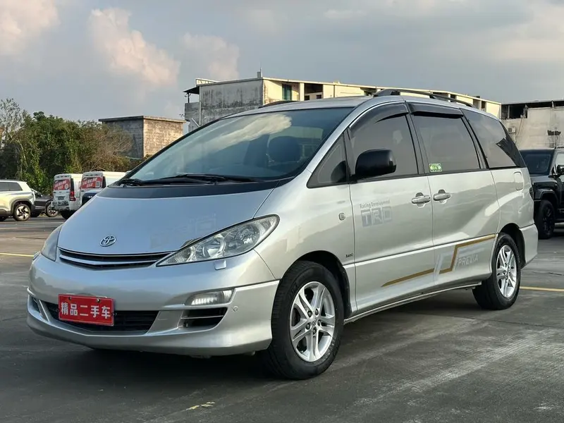 Toyota Previa, 2004