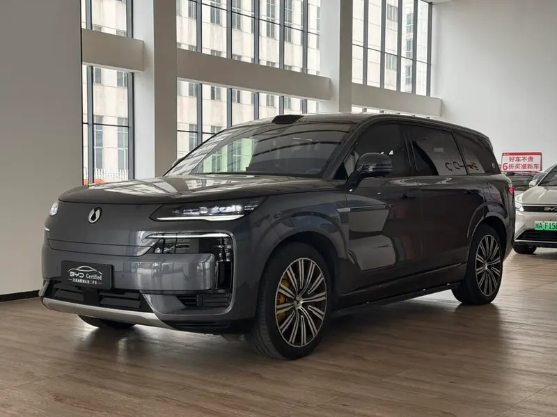 Denza N9 DM, 2025